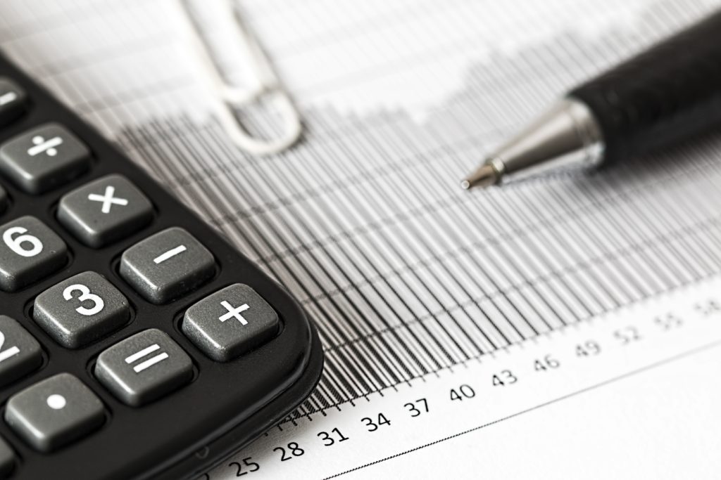 invoice methods in Oracle Project Billing and Contracts